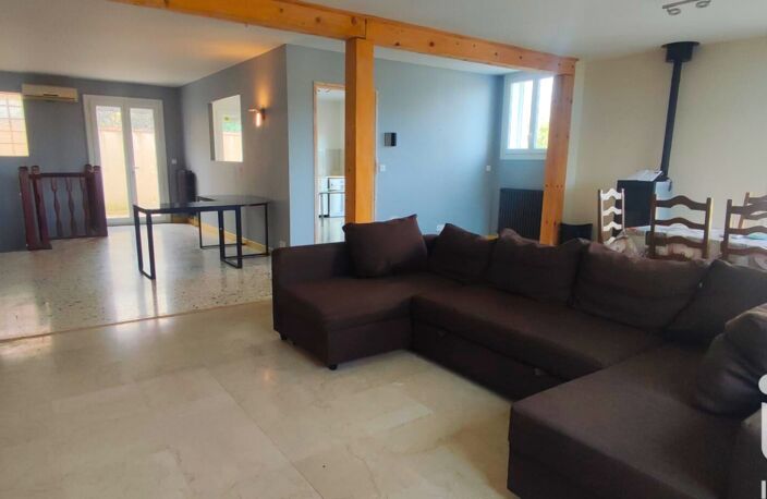 Vente Maison/villa 4 pièces — photo 2