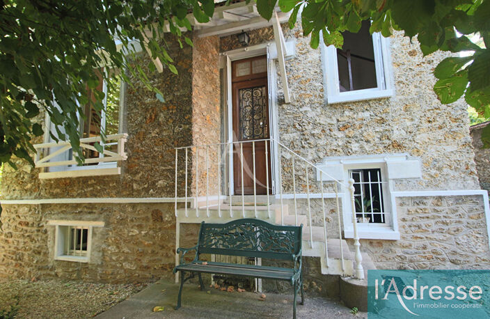 Pour les amoureux des maisons en meulière entièrement individuelles ! — photo 3