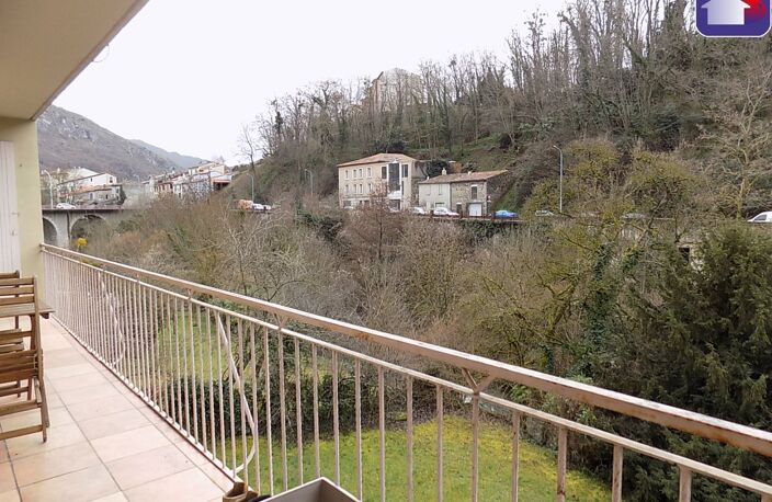 T3 BALCON GARAGE CAVE — photo 3
