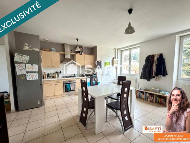 Appartement avec garage et jardin — photo 1