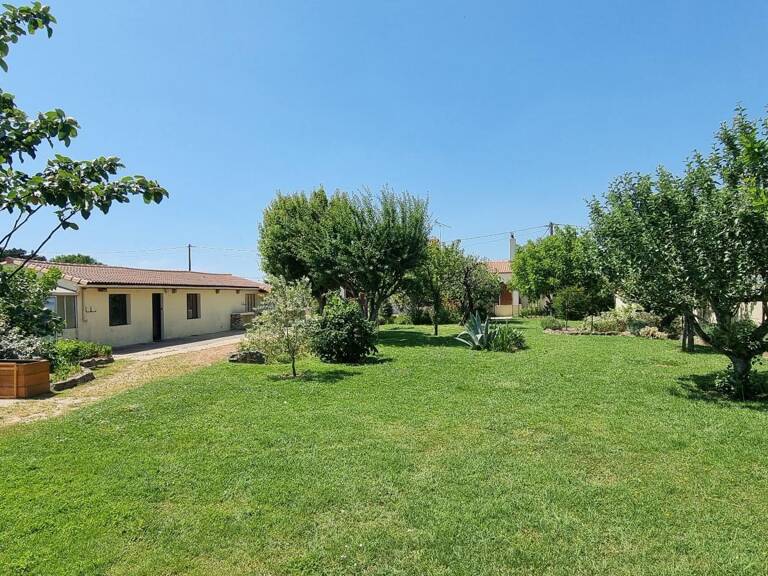 Terrain constructible de 1024m² — photo 1