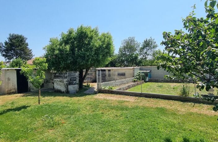 Terrain constructible de 1024m² — photo 2