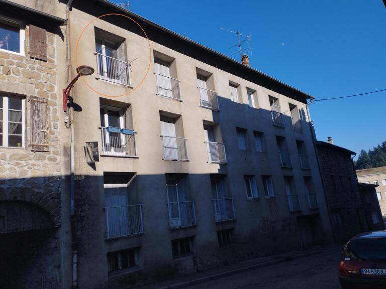 Appartement 65m² env. Lumineux, garage, cave. — photo 1