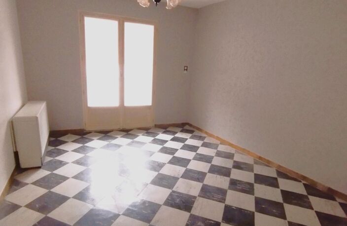 Appartement 65m² env. Lumineux, garage, cave. — photo 5