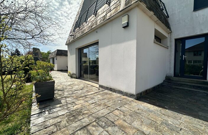 Maison d'Architecte de 1975 avec jardin de 700m² — photo 3