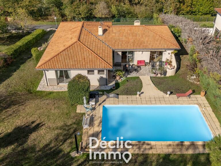 Maison de 4 chambres avec piscine à Carignan-de-Bordeaux — photo 1
