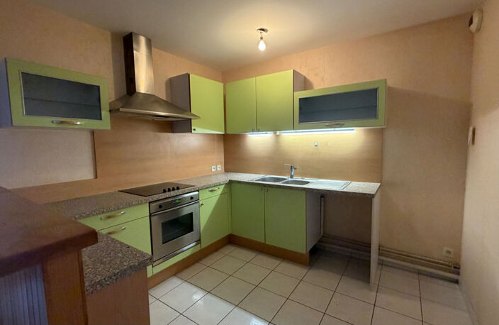 Appartement T3 - 63.75 m2 - TOURS GRAMMONT — photo 3