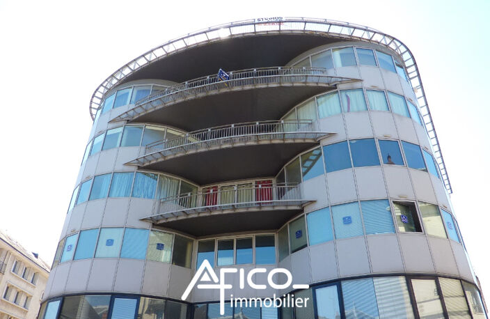 Studio meublé - 23.34 m² - TOURS — photo 4
