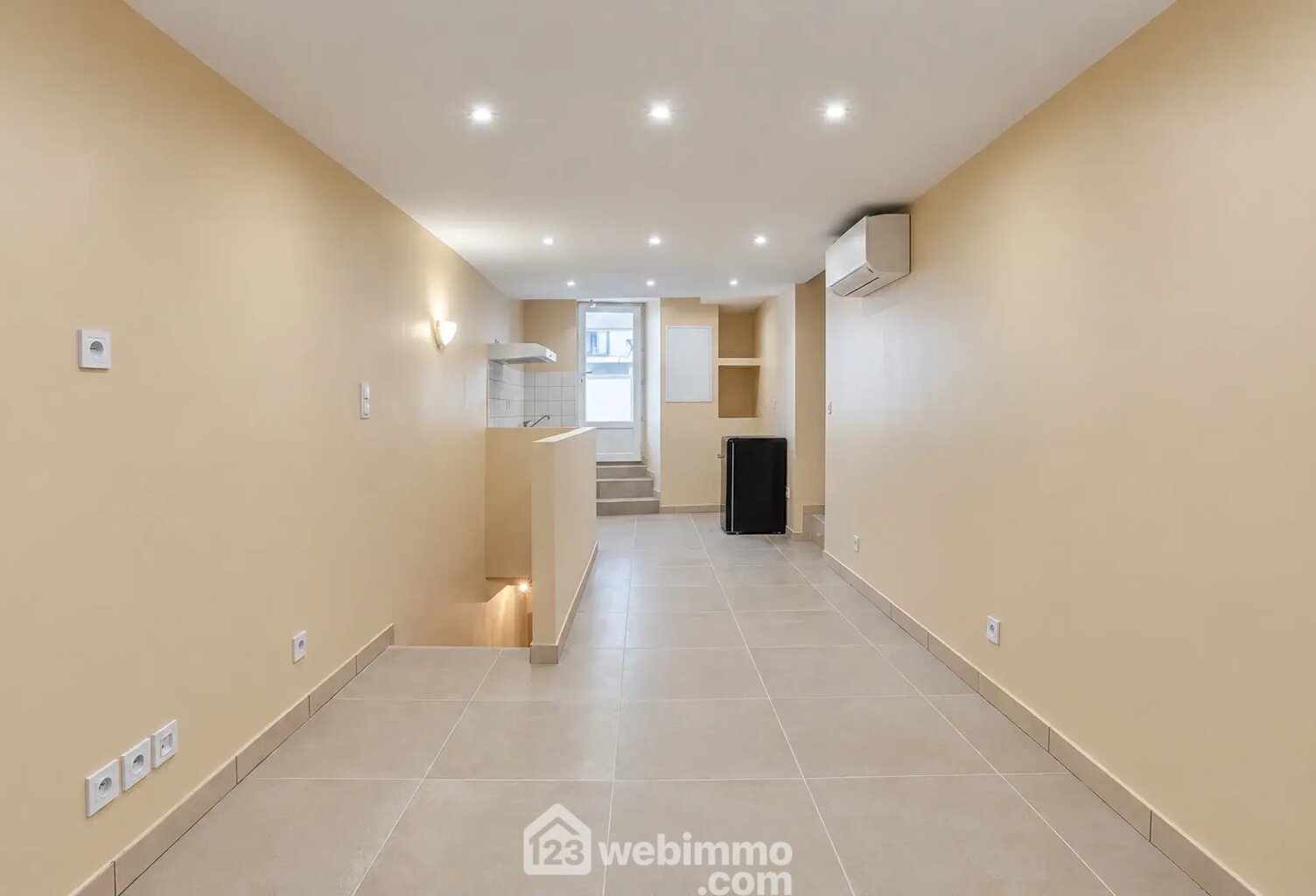 Maison de ville - 90m² - Marseillan — photo 1