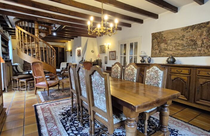 Vente Maison traditionnelle 8 pièces — photo 4