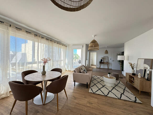 APPARTEMENT RÉCENT TERRASSE T5 - 96 M² - HYPERCENTRE-VILLE — photo du bien