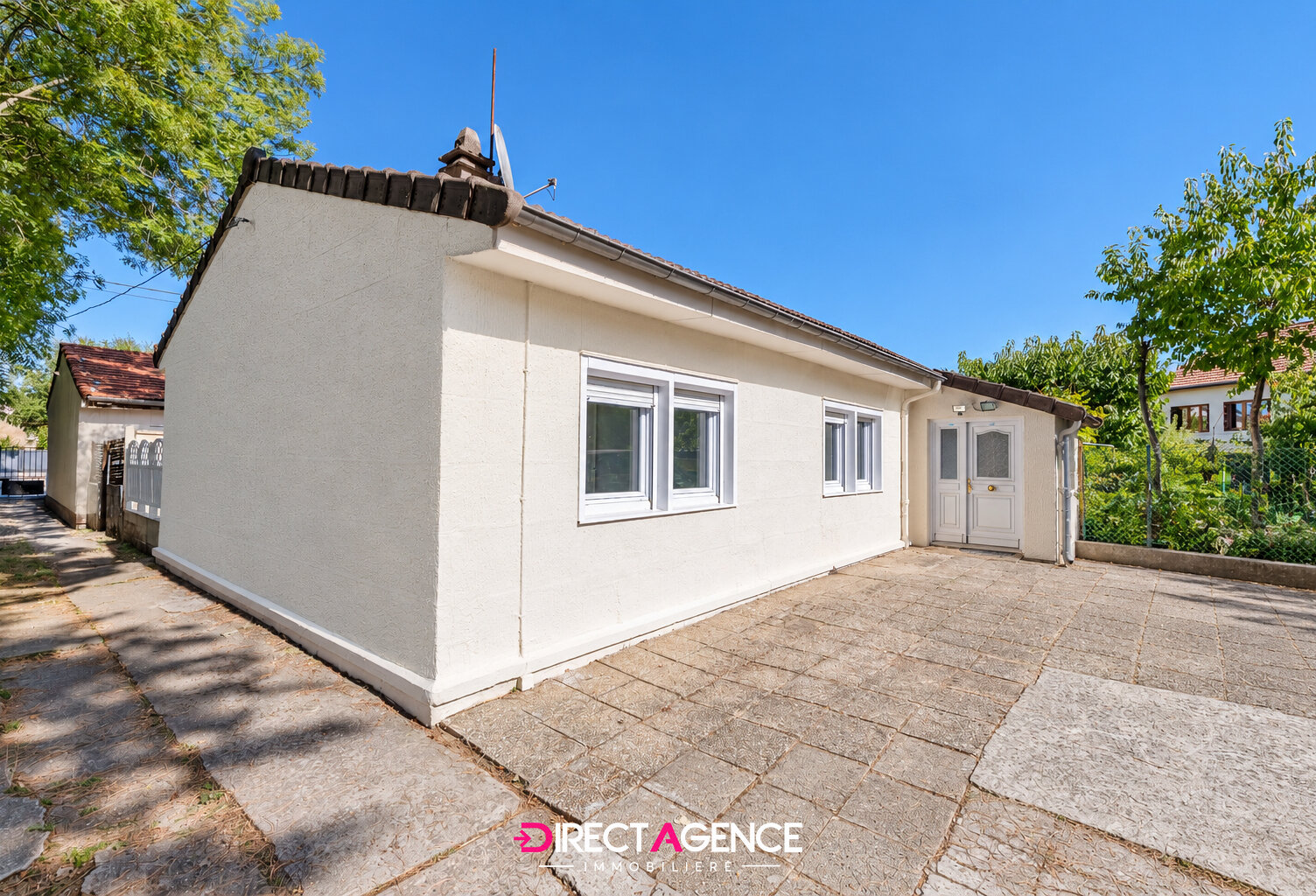 NOISY-LE-GRAND - MAISON DE PLAIN-PIED AU YVRIS — photo 1