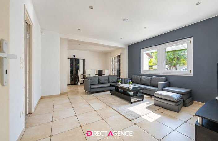 NOISY-LE-GRAND - MAISON DE PLAIN-PIED AU YVRIS — photo 4