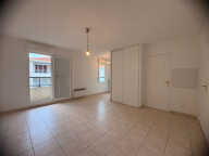 A louer studio dans résidence sécurisée avec box — photo 2