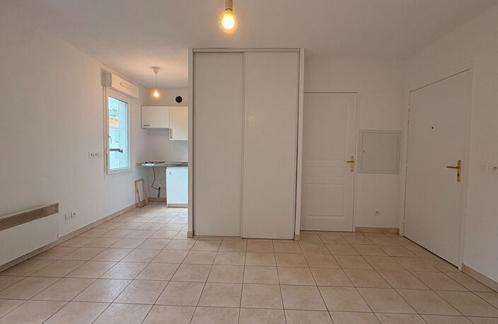 A louer studio dans résidence sécurisée avec box — photo 3