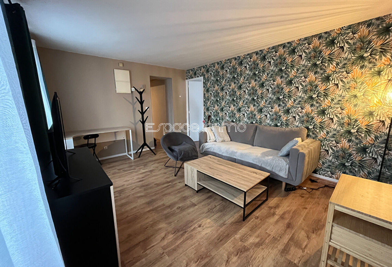 APPARTEMENT MONTVILLE - 2 PIECES - 1 CHAMBRE - 46,70 m2 - PARKING COLLECTIF - PROCHE CENTRE VILLE MONTVILLE — photo 1