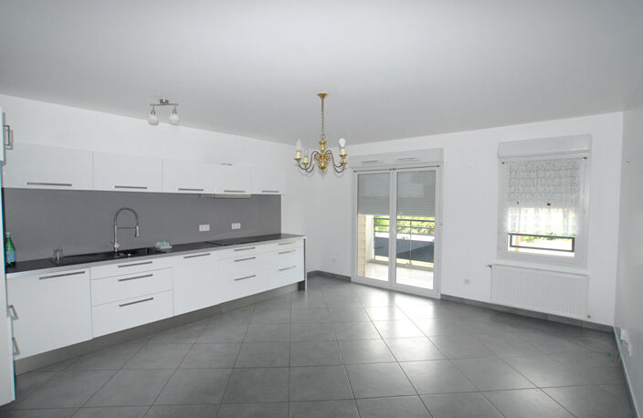 Appartement St Symphorien D Ozon 3 pièces — photo 3