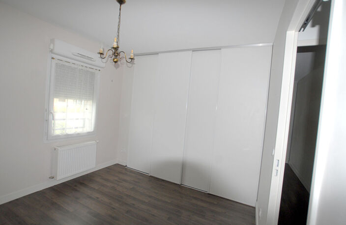 Appartement St Symphorien D Ozon 3 pièces — photo 5