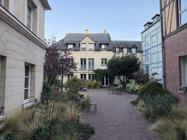 ROUEN QUARTIER DES ANTIQUAIRES T2 DUPLEX — photo du bien