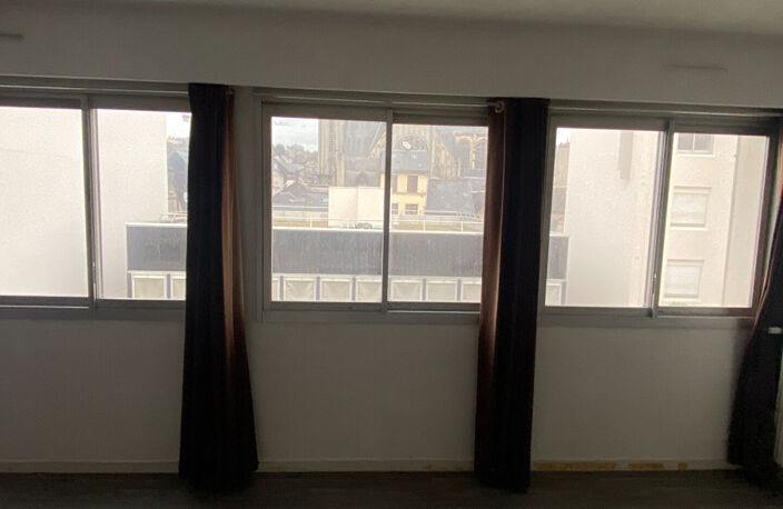 F2 ROUEN (76000) 63 rue Orbe — photo 3