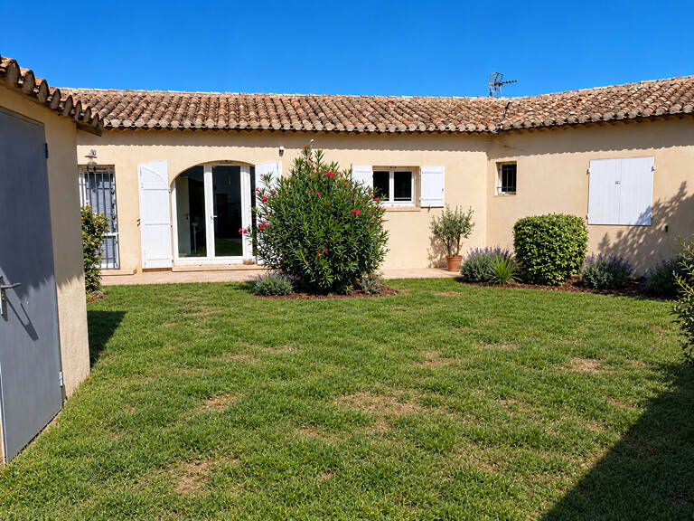 Saint Martin de Crau : Charmante Maison de plain-pied , proche centre-ville — photo 1