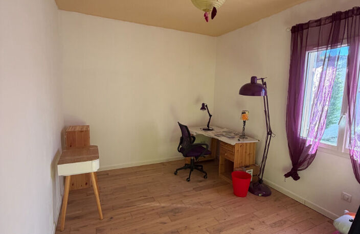 Saint Martin de Crau : Charmante Maison de plain-pied , proche centre-ville — photo 5