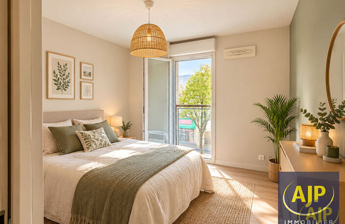 NANTES SAINT-FÉLIX T2 DE 45 M² À RAFRAÎCHIR BEAU POTENTIEL — photo 2