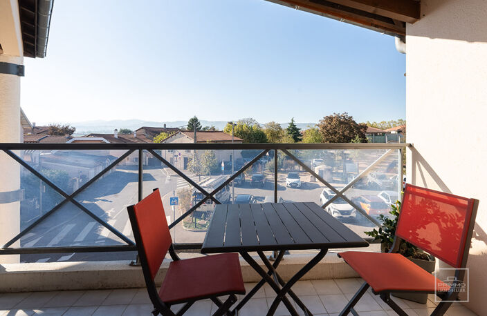 Toit-terrasse en duplex sur Saint-Genis-les-Ollières, 4 chambres, garage, parking, cave. — photo 5
