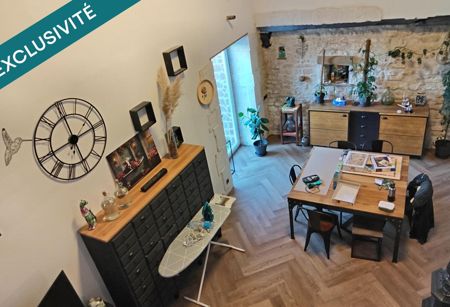 MAISON DE VILLAGE DE 300 MÈTRES CARRÉS SUR UN TERRAIN DE 650 MÈTRES CARRÉS UN TRÈS GRAND ESPACE À VIVRE 4 CHAMBRES 2 SALLES DE BAIN — photo 1
