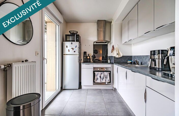 EXCLUSIVITÉ  REIMS JEAN JAURÈS  SUPERBE T3 AVEC TERRASSE ET BOX FERMÉ ! — photo 5
