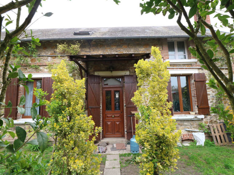 Maison en pierres - 6 chambres - Jardin — photo 1