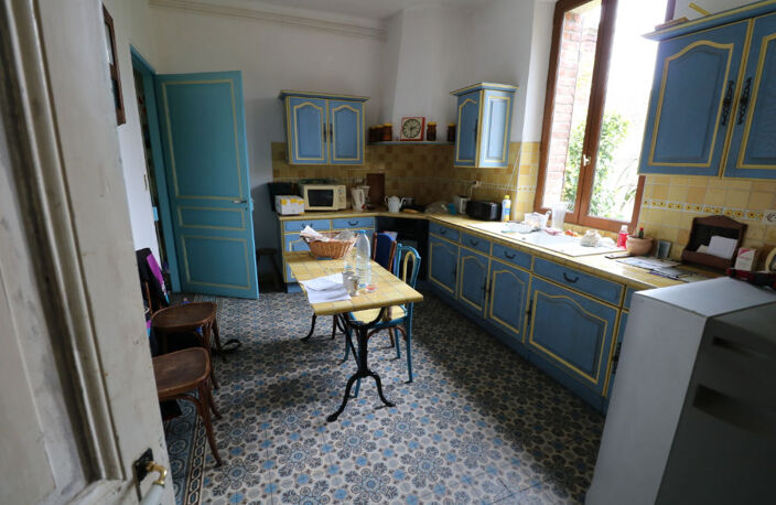 Maison en pierres - 6 chambres - Jardin — photo 2