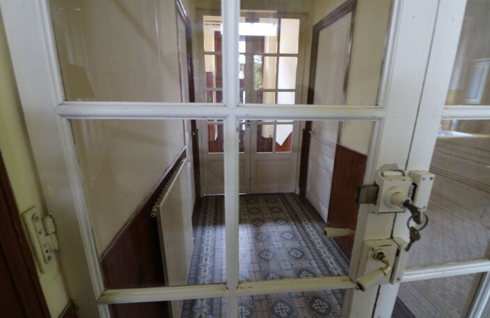 Maison en pierres - 6 chambres - Jardin — photo 4