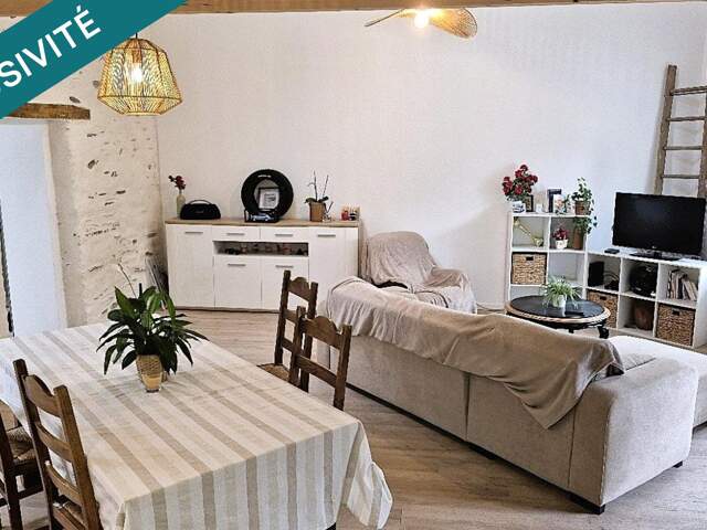 Maison pierre et 110 m² d'atelier et dépendances — photo du bien