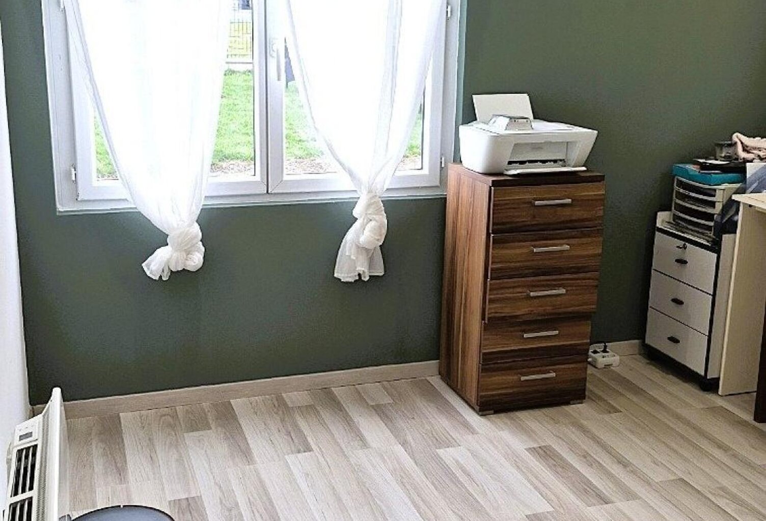 Maison pierre et 110 m² d'atelier et dépendances — photo 1