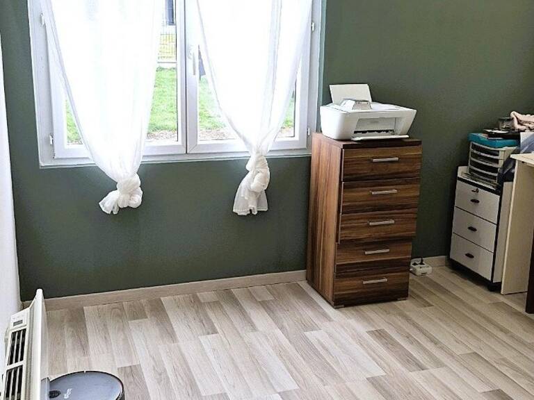 Maison pierre et 110 m² d'atelier et dépendances — photo 1
