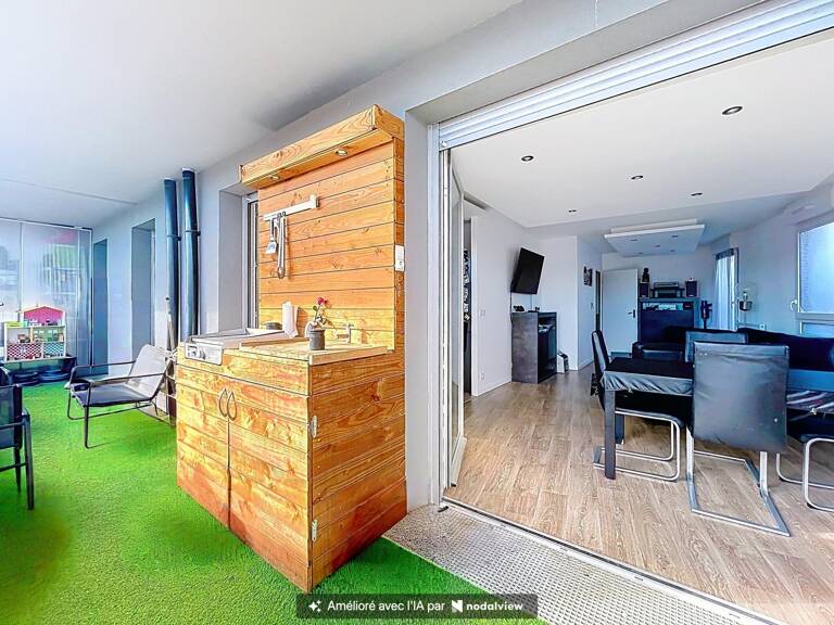 T5 DE 94 m² AVEC TERRASSE, BALCON ET 2 PARKINGS — photo 1