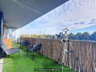 T5 DE 94 m² AVEC TERRASSE, BALCON ET 2 PARKINGS — photo 2