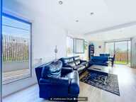 T5 DE 94 m² AVEC TERRASSE, BALCON ET 2 PARKINGS — photo 3