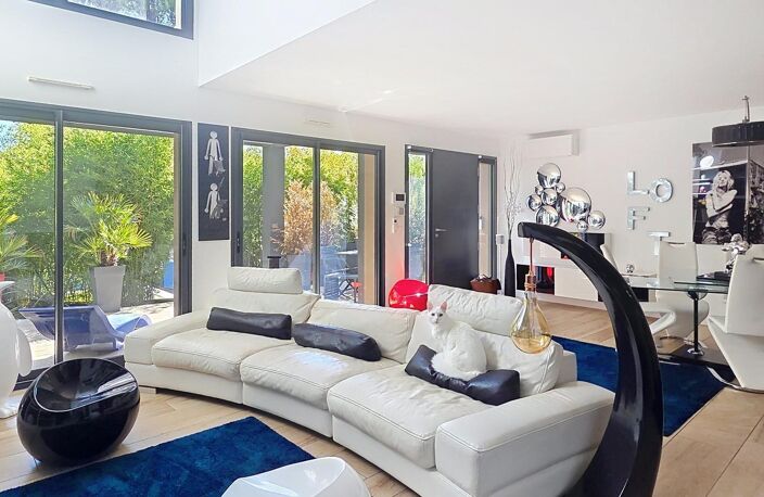 MAISON D'ARCHITECTE CONTEMPORAINE-- 150 M2 — photo 2