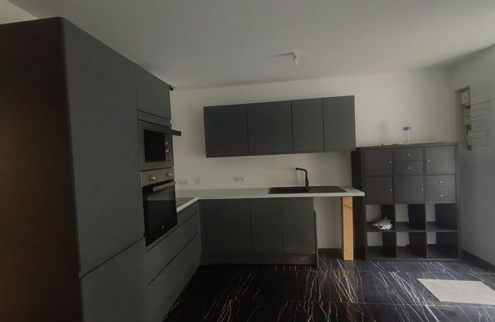 Appartement 3 pièces rénové, jardin privatif, cave- quartier Gare — photo 2