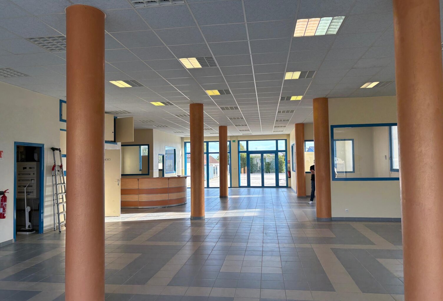 Local commercial et bureaux en parfait etat — photo 1