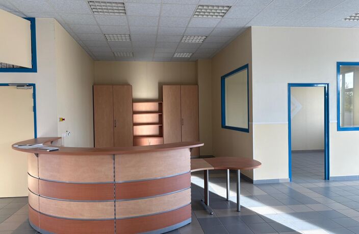 Local commercial et bureaux en parfait etat — photo 3