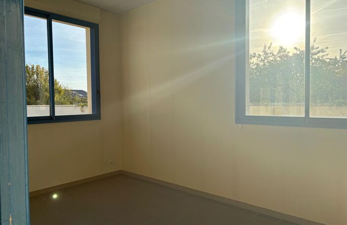 Local commercial et bureaux en parfait etat — photo 5