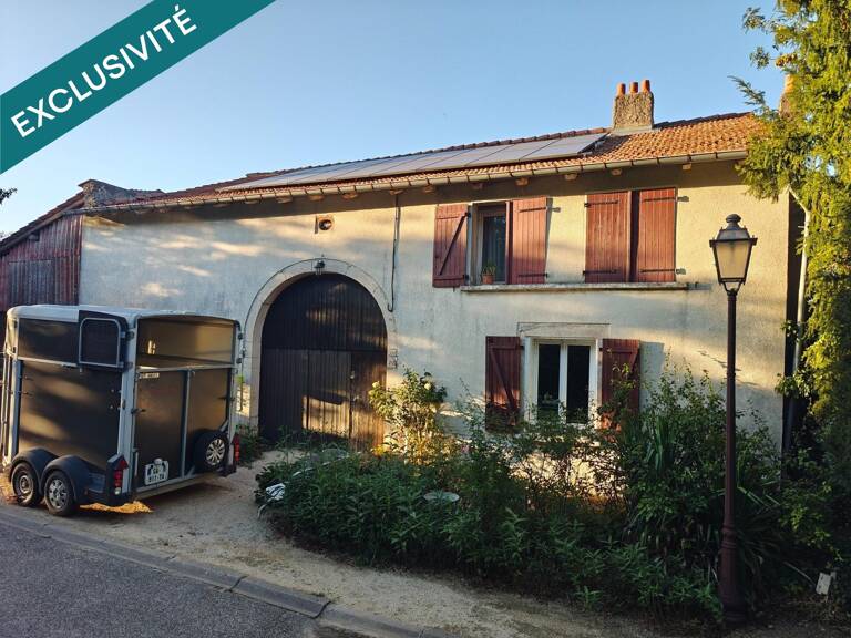 Maison 116 M2  , terrain 1860 M2 , 3 chambres , 4 pieces , de nombreuses dépendances ideale pour passionnés de cheveaux , artisans — photo 1