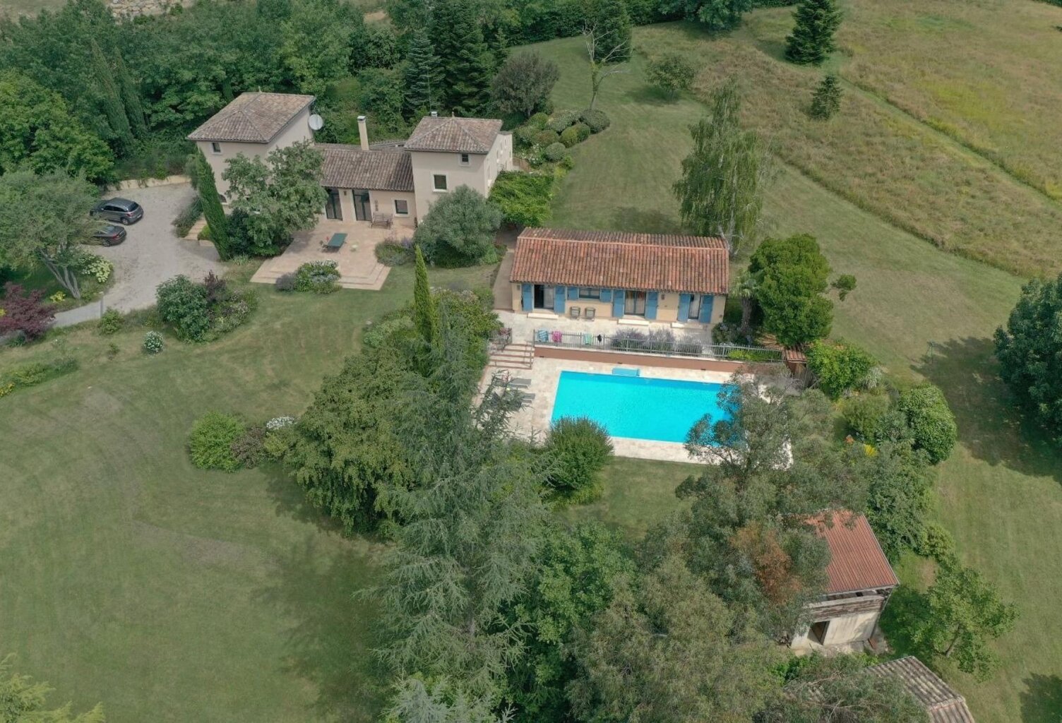 Propriété 2 maisons sur 1,4 Ha avec piscine — photo 1