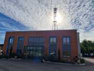 Le bien étudié est un ensemble immobilier à usage professionnel situé dans la zone d'activités d'Ennery, à proximité immédiate de Cergy-Pontoise et des principaux axes routiers du secteur, notamment l'A15 et la N184. — photo 2