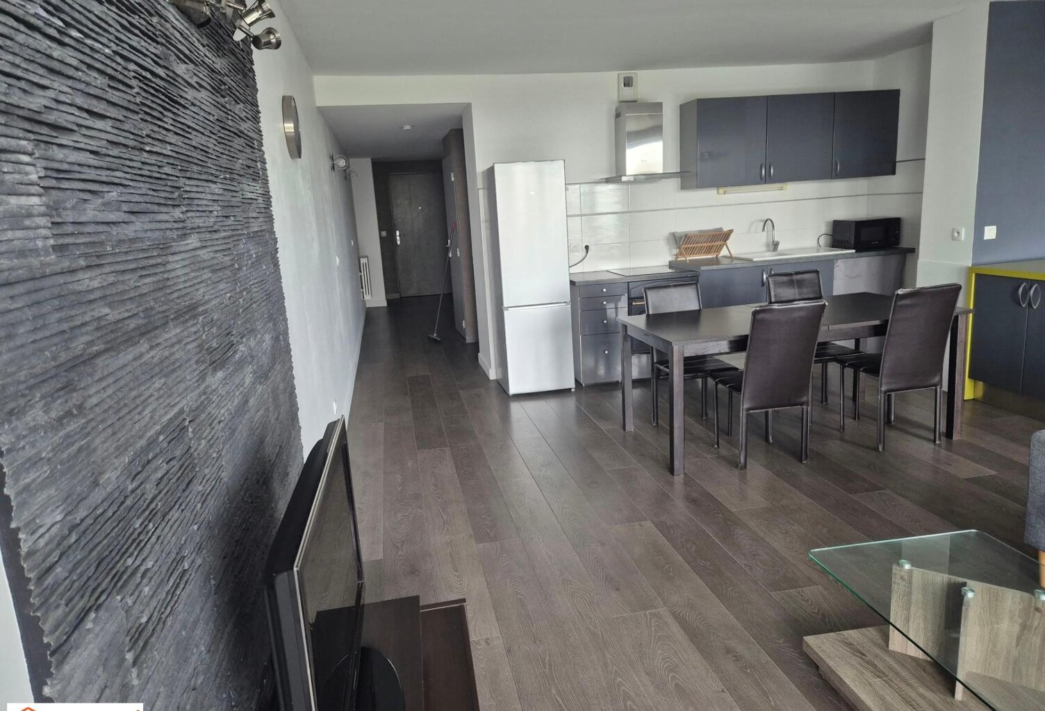 Bel appartement de 57 m2 vendu meublé — photo 1