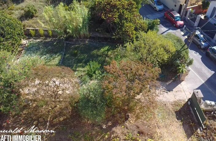 TOULON  TERRAIN DE 462 m² EN QUARTIER RECHERCHÉ  LIBRE CONSTRUCTEUR — photo 2