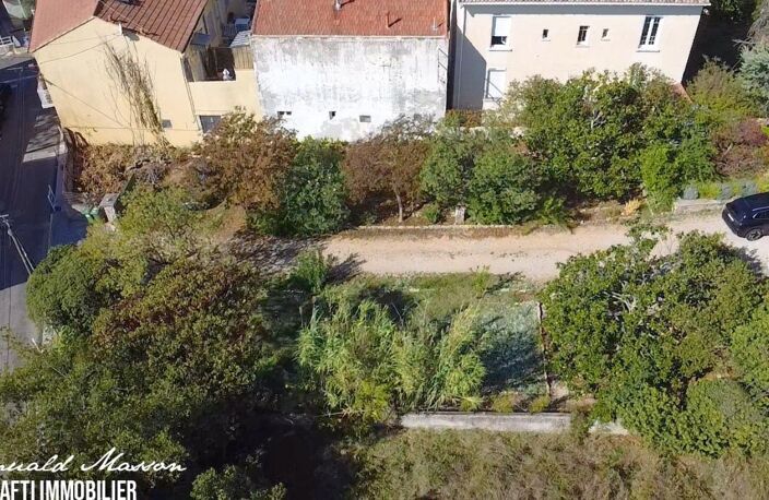 TOULON  TERRAIN DE 462 m² EN QUARTIER RECHERCHÉ  LIBRE CONSTRUCTEUR — photo 4